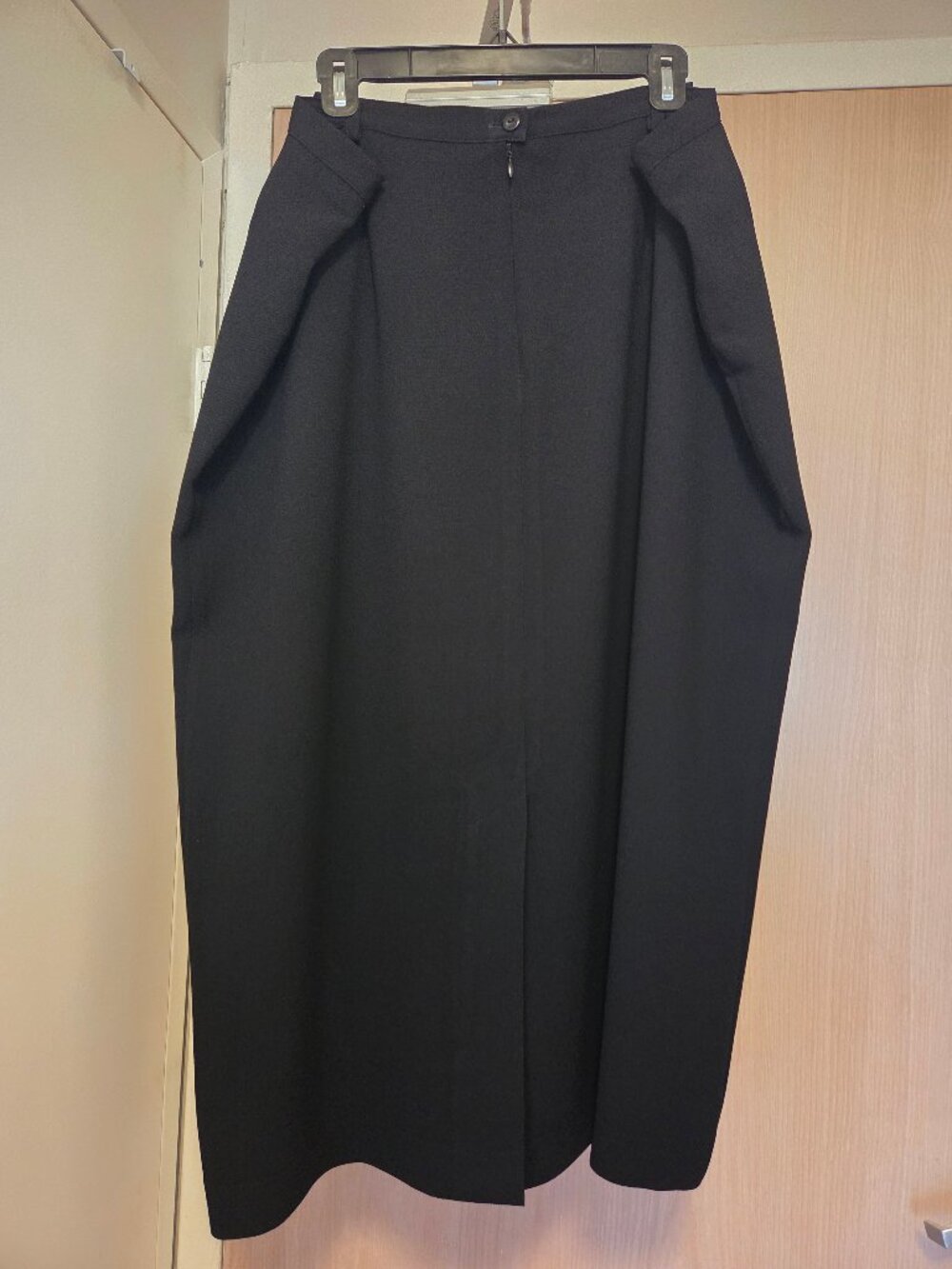 GENTLY USED, CONRAD C SKIRT, SIZE 20!!!